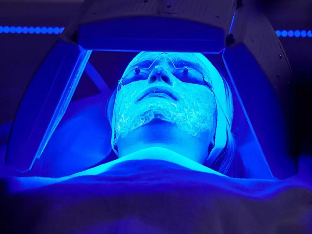 kleresca trądzik pospolity trądzik różowaty trądzik dorosłych cieszyn fotobiomodulacja